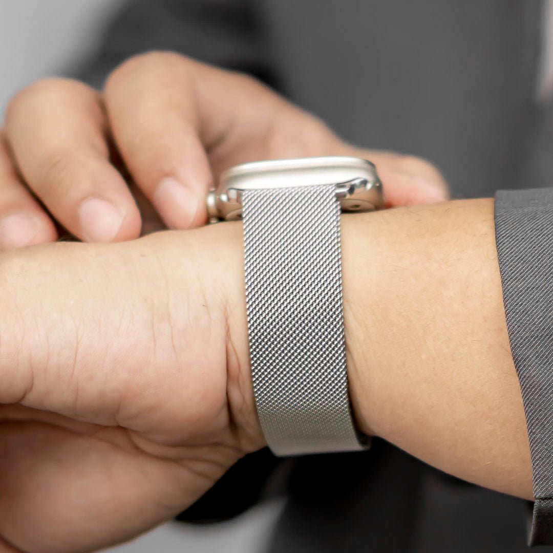 Gelu Magnetic Milanese Loop Band - Astra Straps